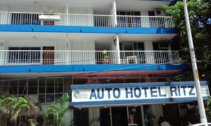 Auto Hotel Ritz Acapulco Bagian luar foto